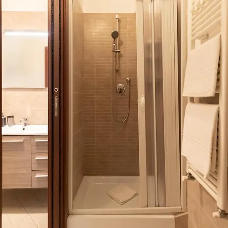 Urban Loft Piramide *